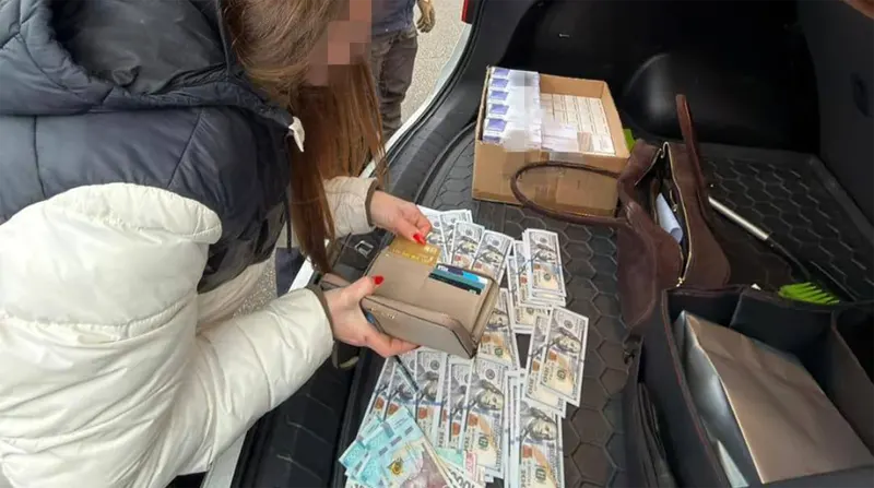як в Україні викривають схеми з липовими довідками ВЛК та інвалідністю